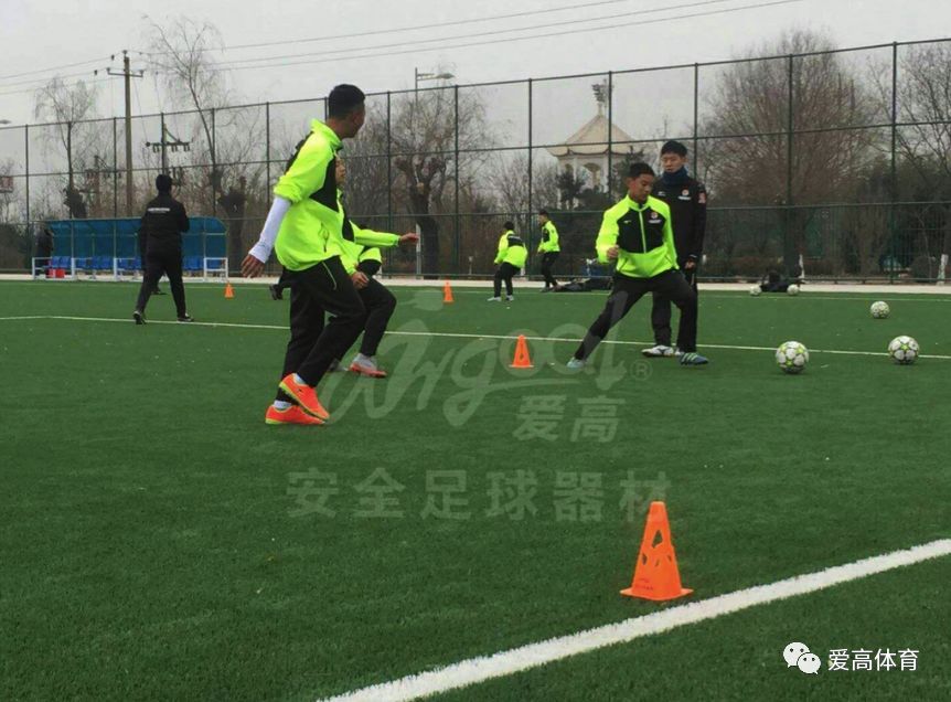  克莱蒙启用AI训练系统，科学化提升球员体能  